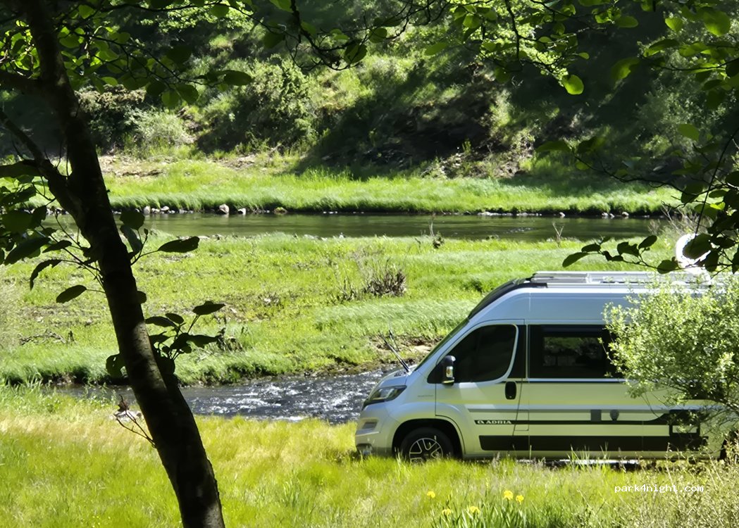 (15110) Chaudes-Aigues - Unnamed Road — foto 3
