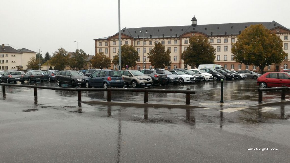 (67500) Haguenau - Rue de la Vieille Île — foto 2
