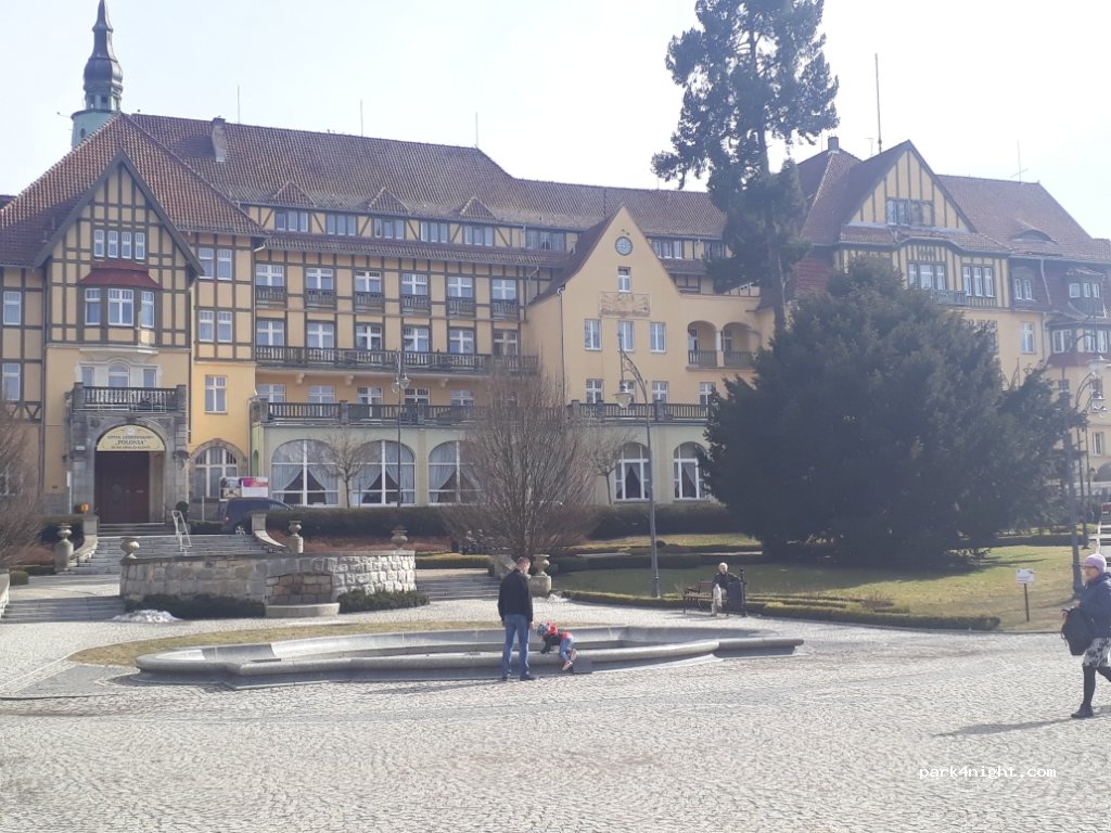 (57) Kudowa-Zdrój - 13 1 Maja — foto 2