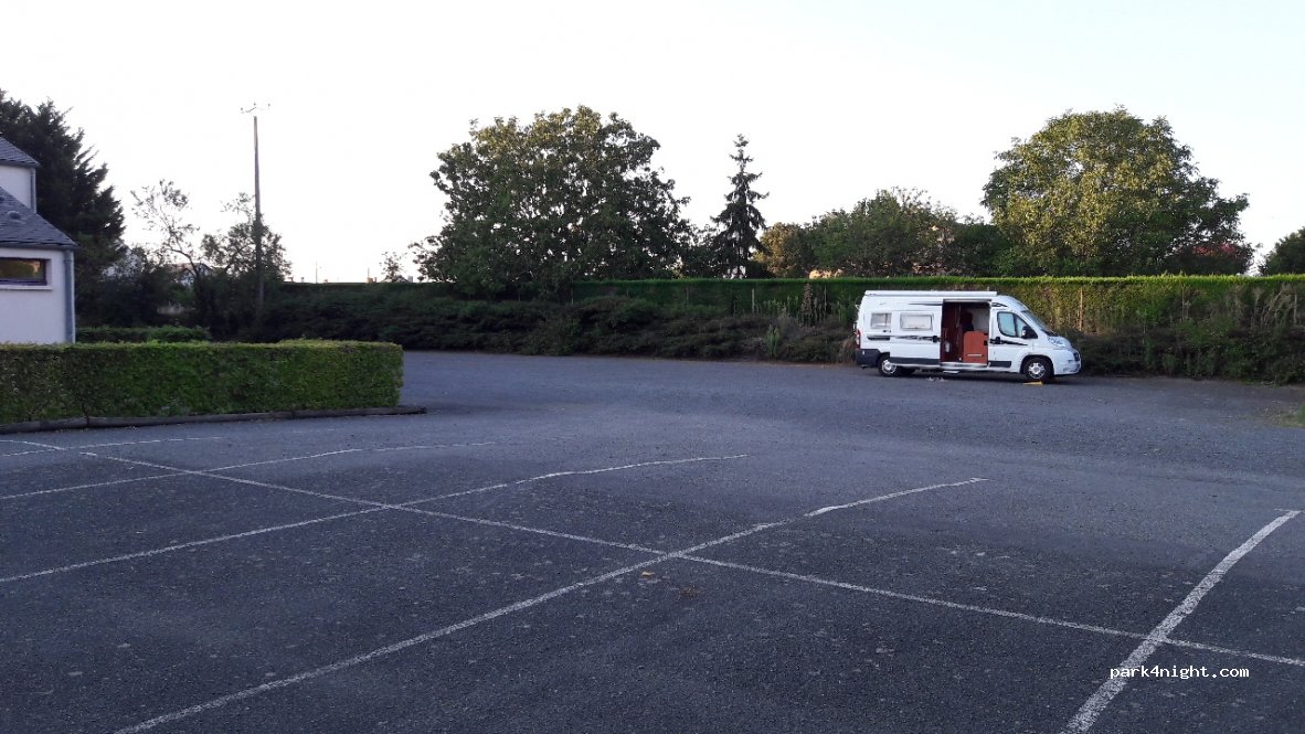 (79100) Oiron - 4-6 Rue des Écoles — foto 3
