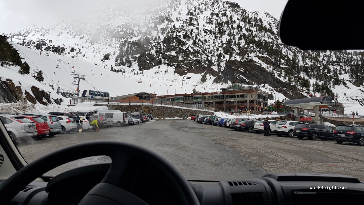 (AD400) Arinsal - Carretera de Comallempla — foto 2