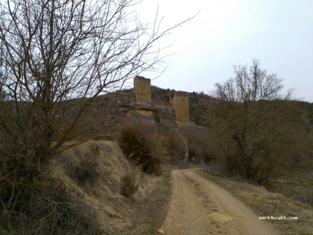 (50619) Luesia - Unnamed Road — foto 2