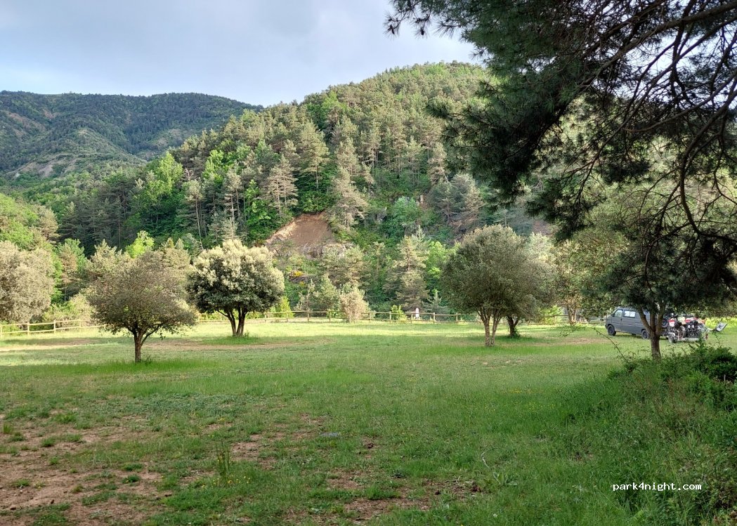 (50619) Luesia - Unnamed Road — foto 4