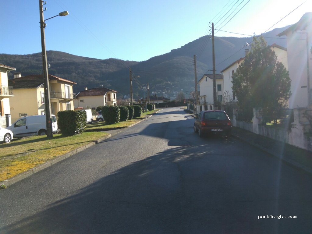 (09400) Tarascon-sur-Ariège - 8 Cité des Arrigols — foto 2