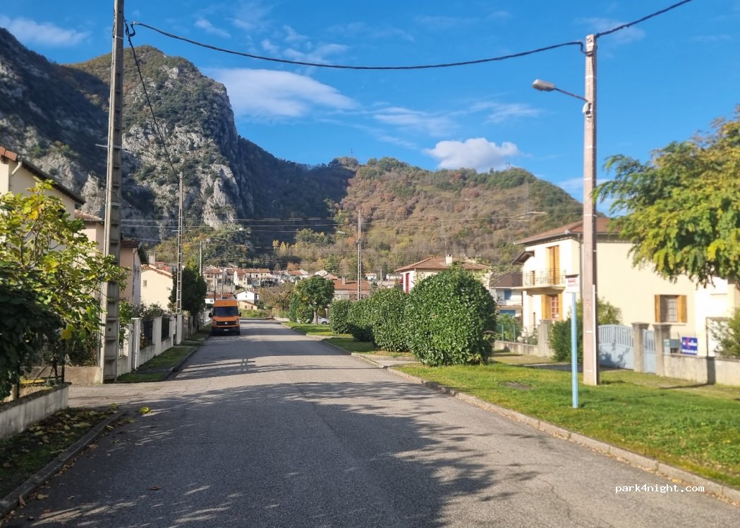 (09400) Tarascon-sur-Ariège - 8 Cité des Arrigols — foto 4