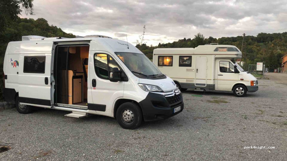 Wohnmobilstellplatz Widdern — foto