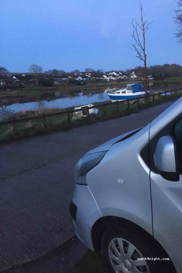 (EX31 2NJ) Fremington - 20 Taw View — foto
