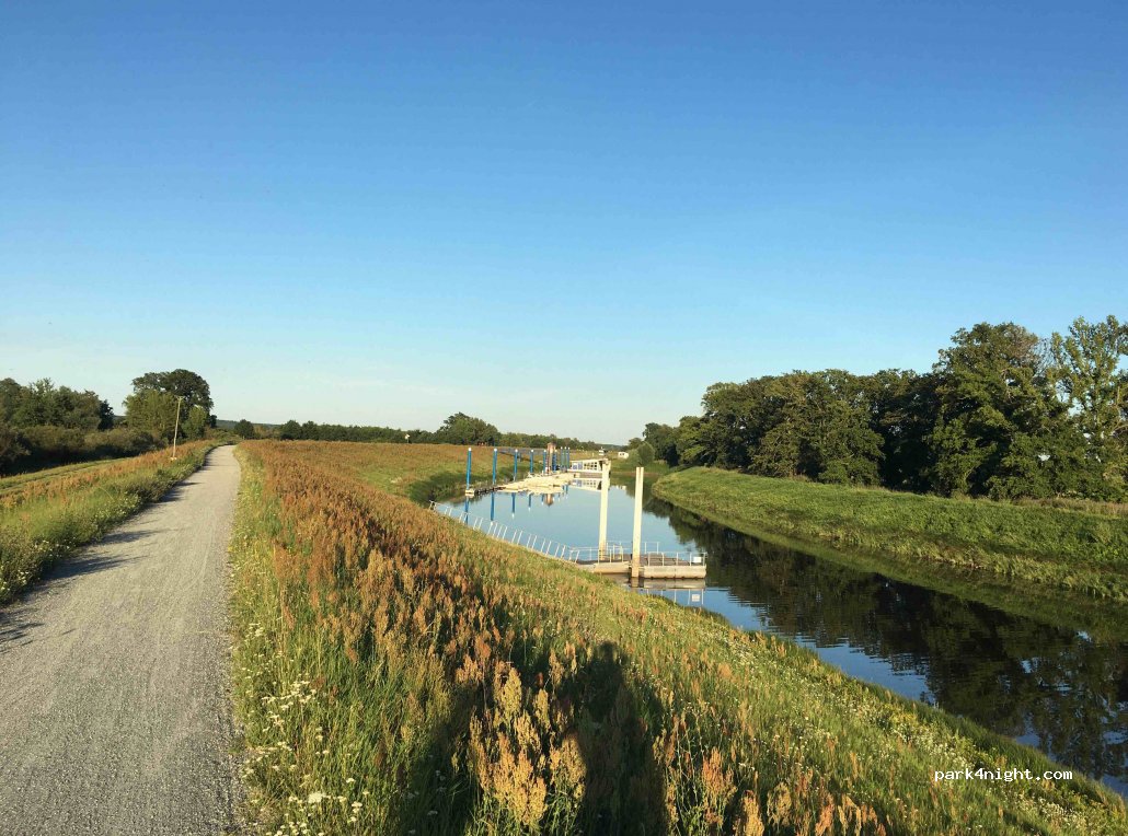 (19309) Lenzen (Elbe) - Unnamed Road — foto 2