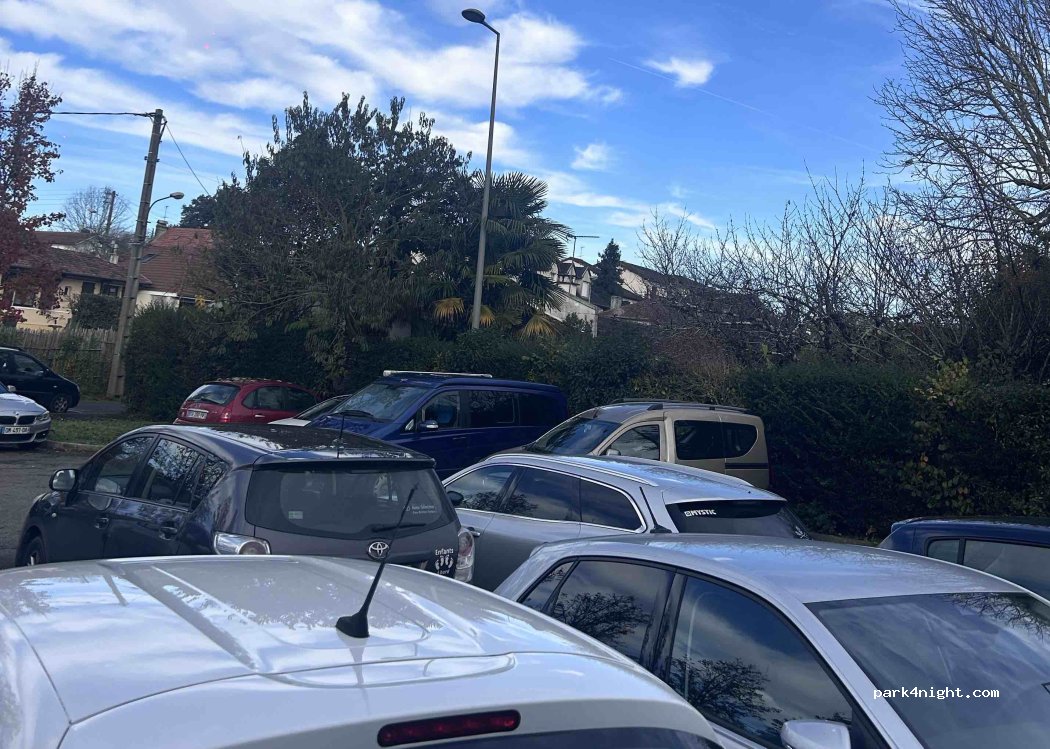 (64300) Orthez - 4 Place de la Moutete — foto 4