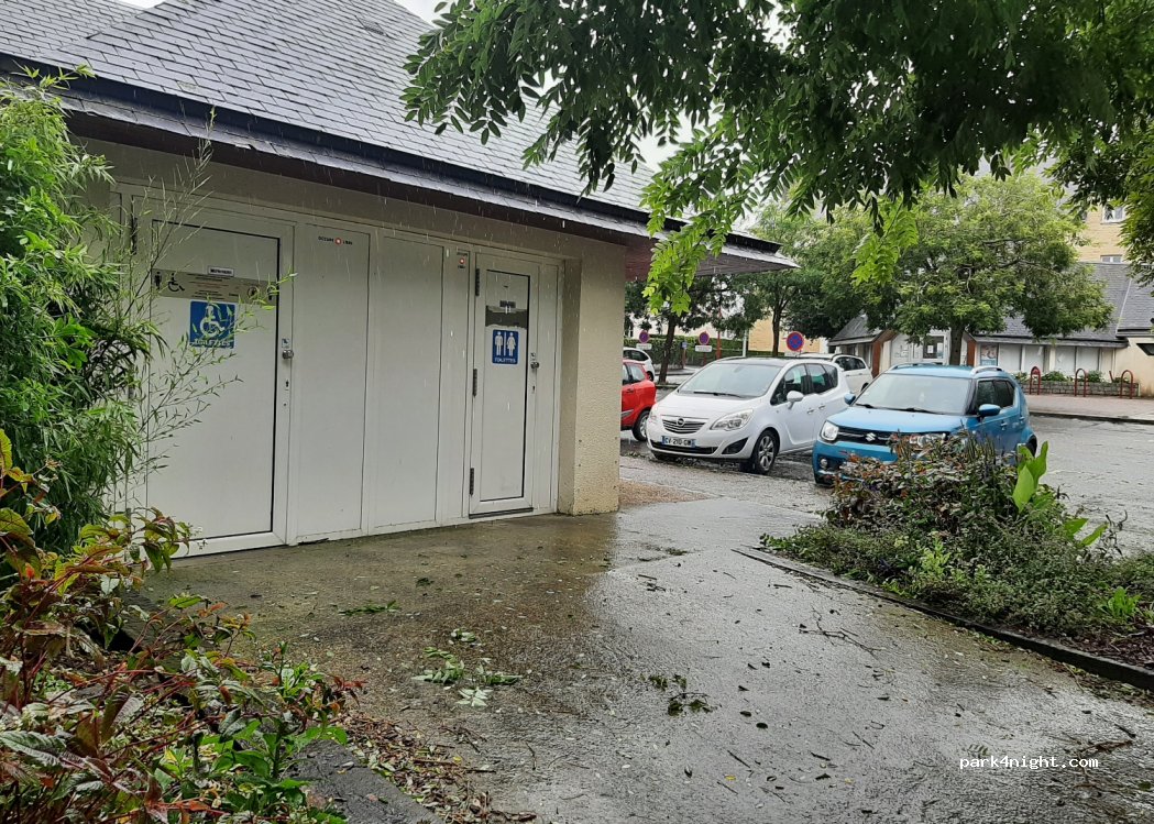 (14310) Villers-Bocage - Rue de Vire — foto 3