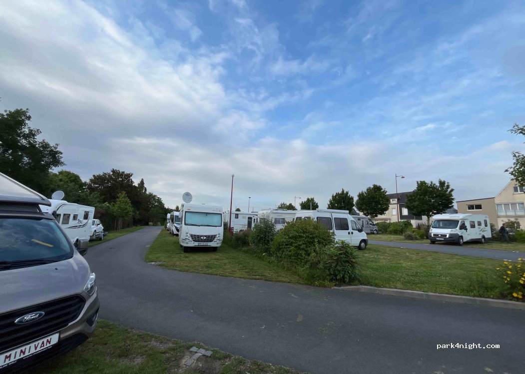 (14310) Villers-Bocage - Rue de Vire — foto 4
