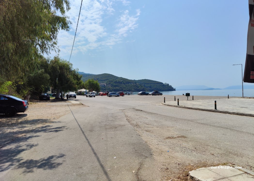 (300 16) Menidi - 60 Ethniki Odos Agriniou Artas — foto 3