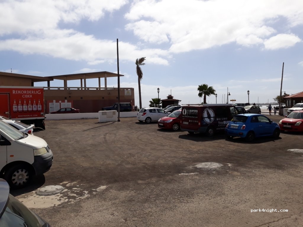 (35660) Corralejo - 34 Calle Iglesia — foto