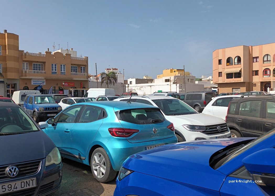 (35660) Corralejo - 34 Calle Iglesia — foto 4