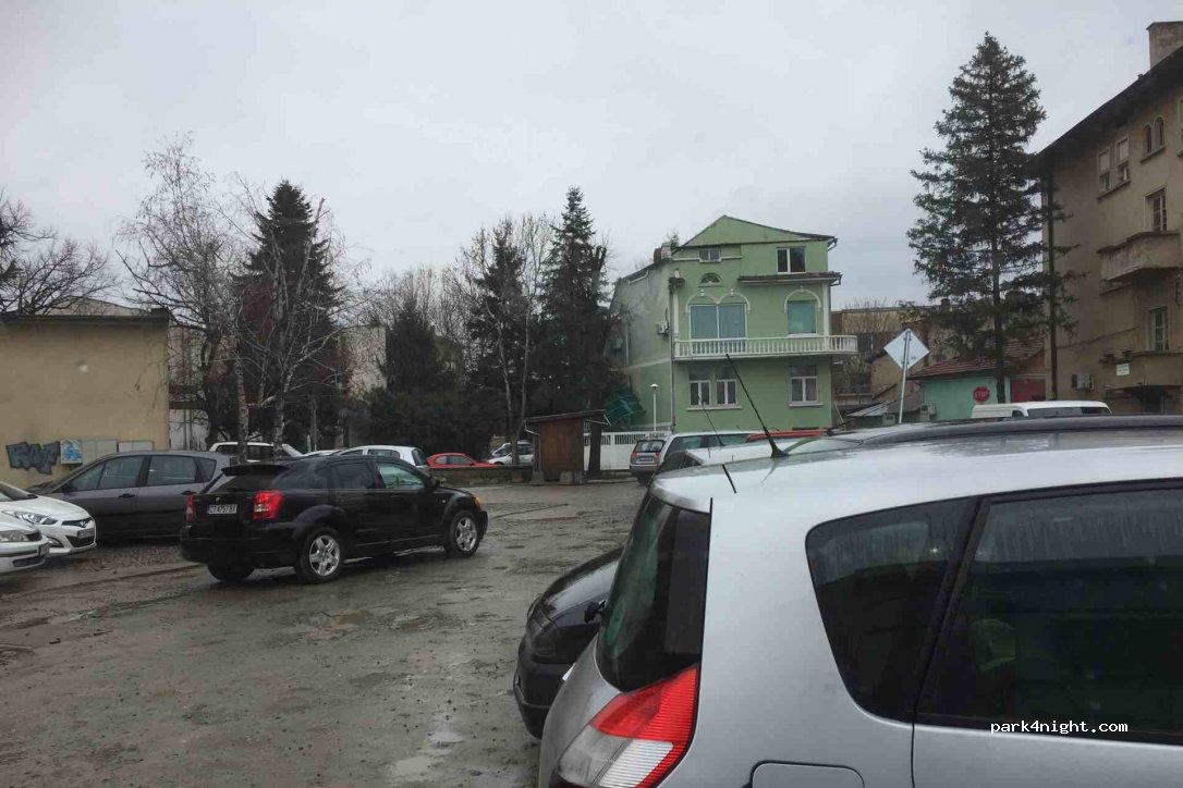(6100) Kazanlak - 1 ulitsa — foto