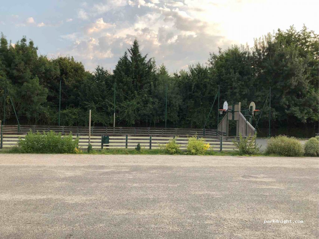 (33870) Vayres - 51-55 Avenue de Libourne — foto