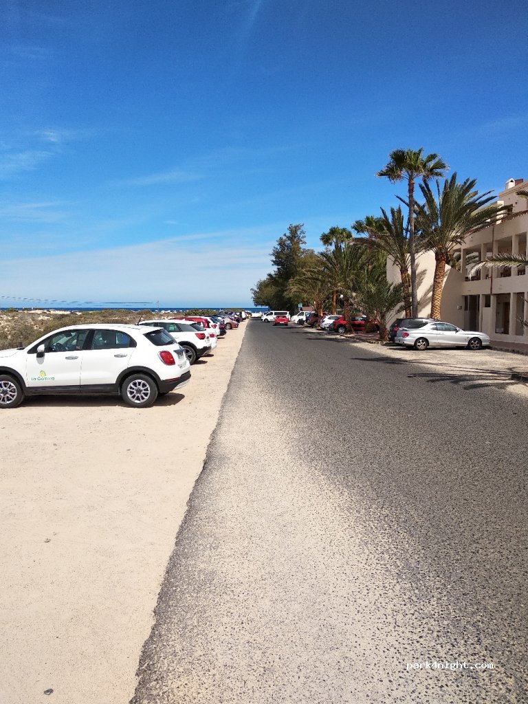 (35660) La Oliva - 1C Avenida Corralejo Grandes Playas — foto 4