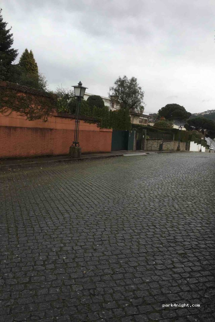 (4810) Guimarães - 15 Rua Dona Urraca — foto 2