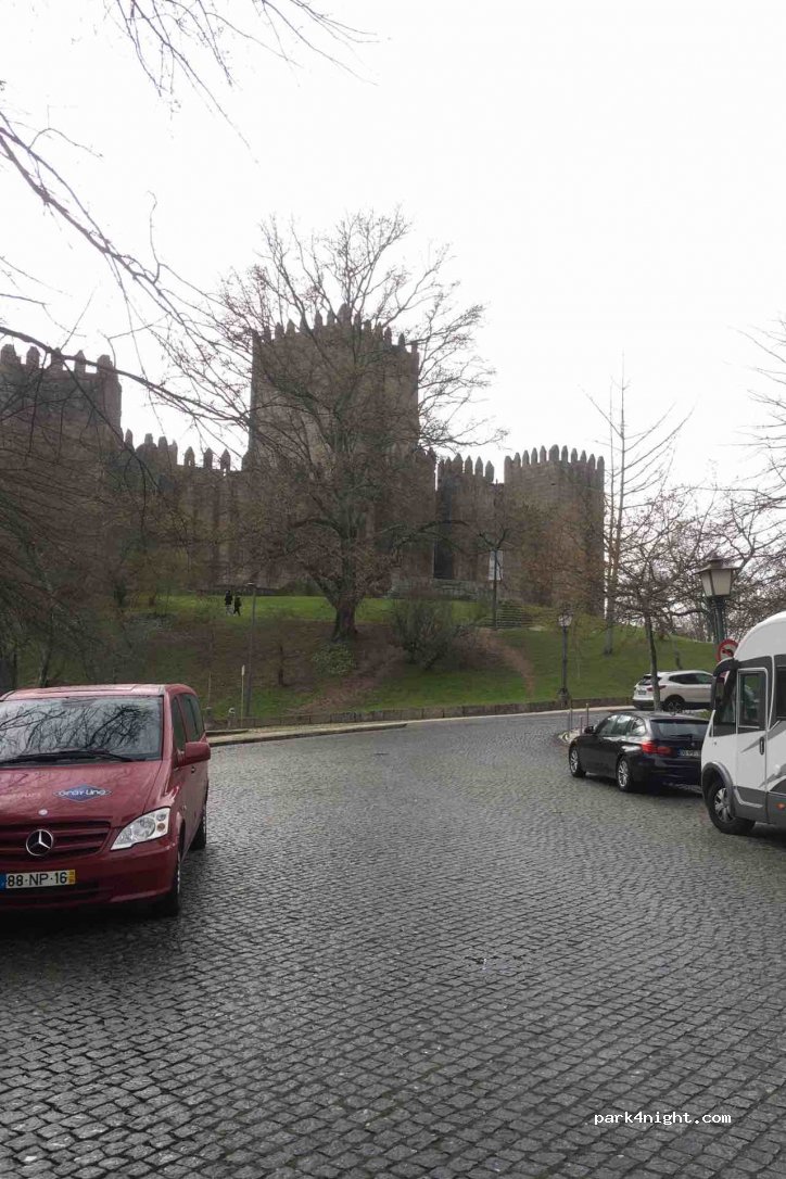 (4810) Guimarães - 15 Rua Dona Urraca — foto 3