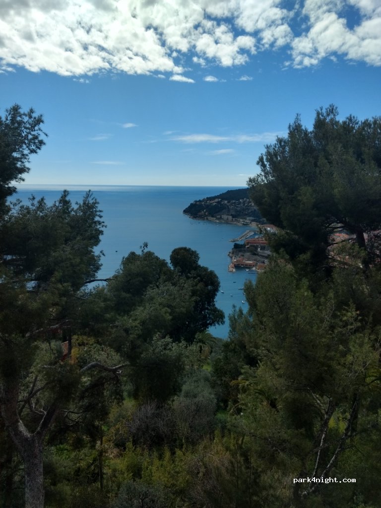 (06230) Villefranche-sur-Mer - 77-91 Boulevard de la Corne d'Or — foto 2