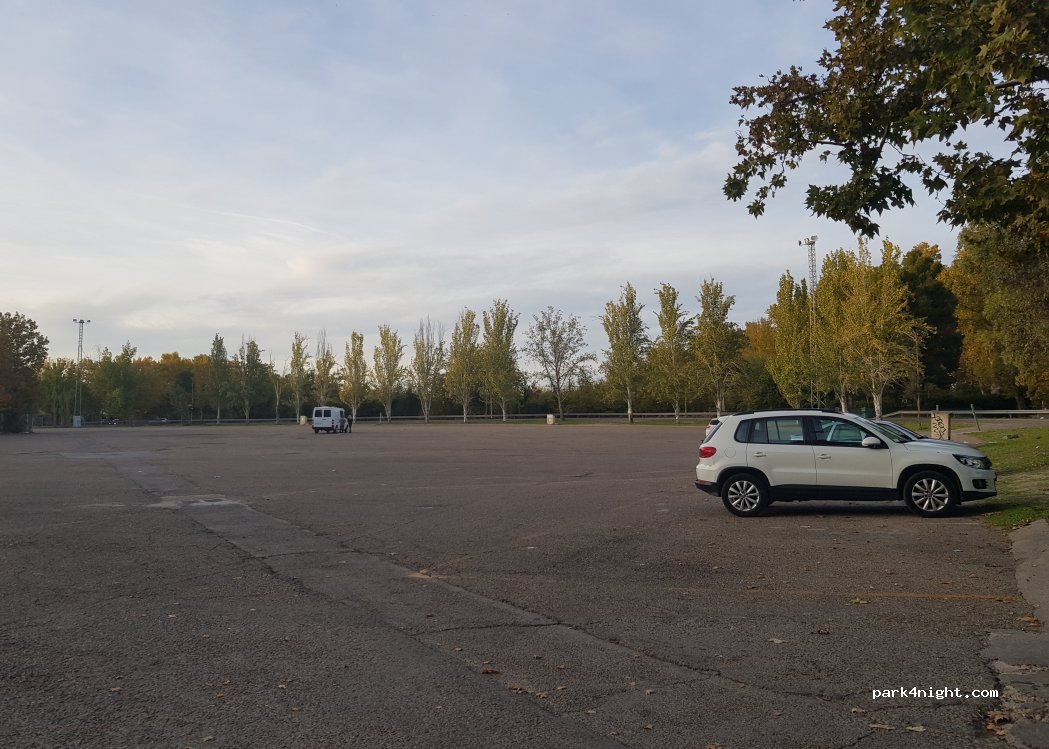 (28300) Aranjuez - 11 Carretera de Madrid — foto 5