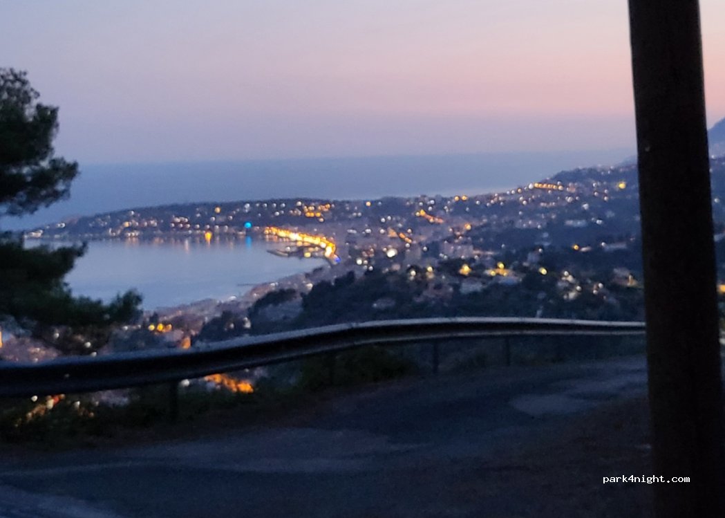 (06500) Menton - 778 Piste de la Giraude — foto 3