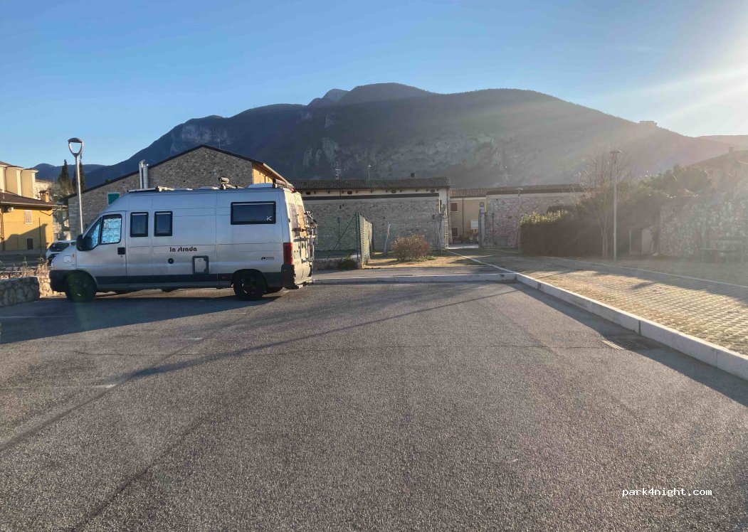 (37010) Rivoli Veronese - Via Brol — foto 2
