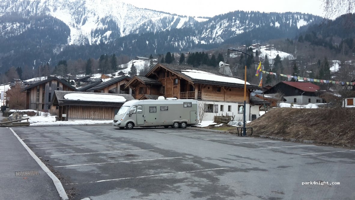 (74310) Les Houches - 230-240 Allée des Diligences — foto
