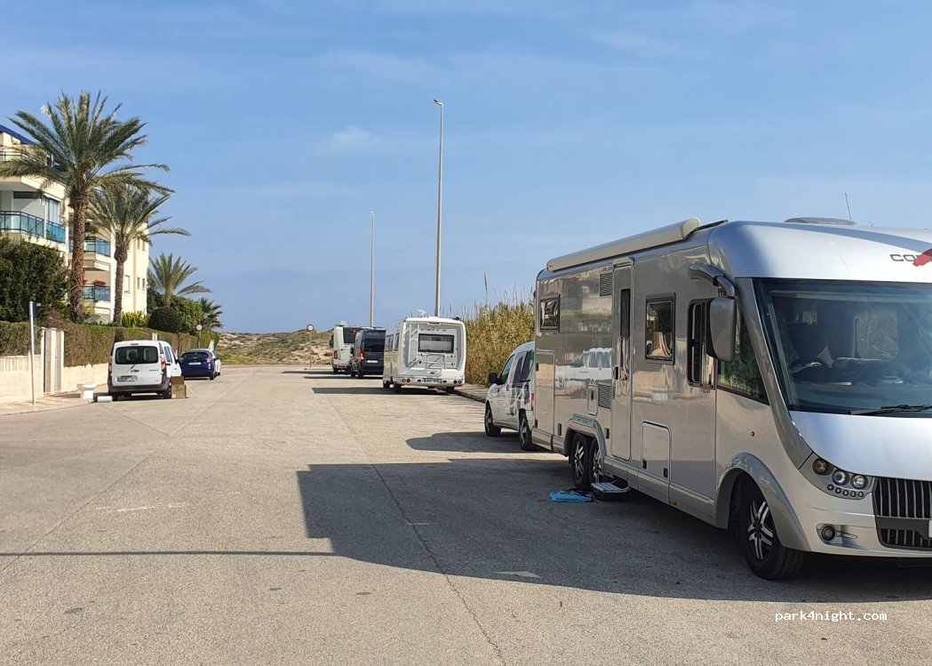 (46770) Xeraco - 8 Carrer Riu — foto 4
