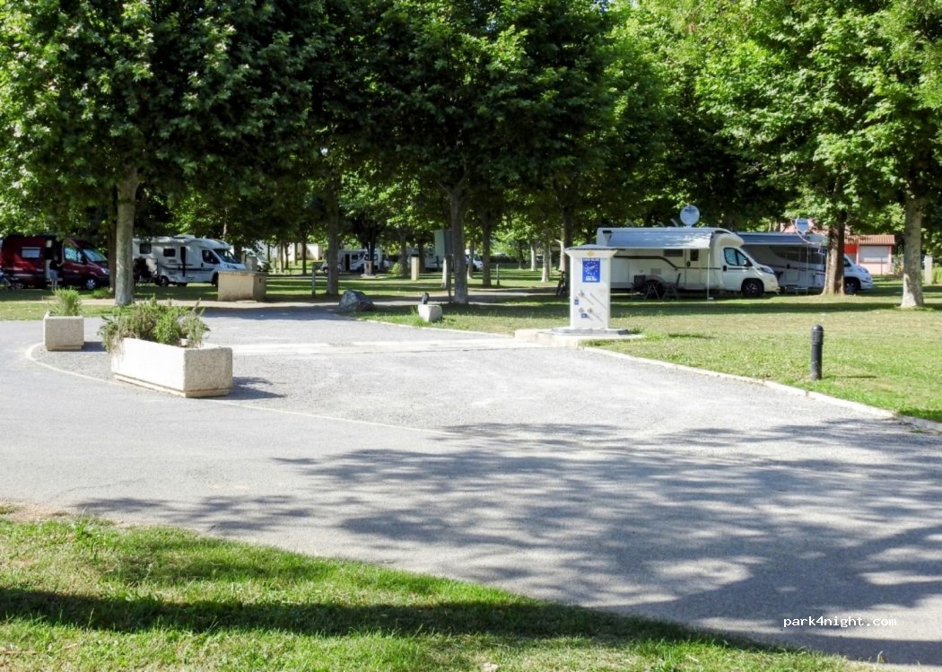 (69400) Villefranche-sur-Saone - 2788 Route de Riottier — foto 3