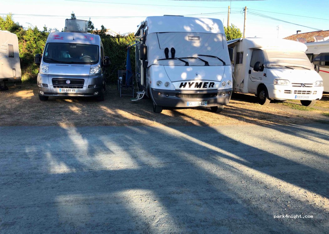 (85560) Longeville-sur-Mer - Boulevard du 8 Mai (Bourg) — foto 3