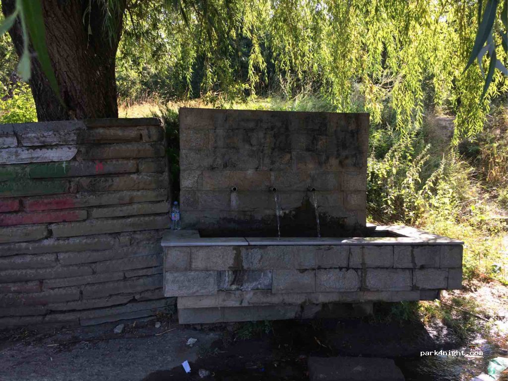 (6140) Kran - Unnamed Road — foto