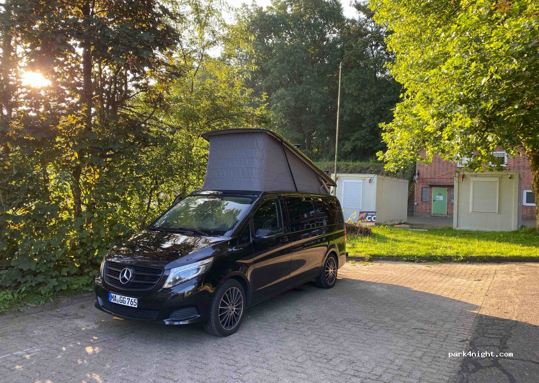 (25712) Burg - Am Sportpl. — foto 3