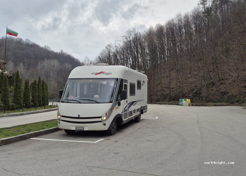 (5309) Gabrovo - Unnamed Road — foto
