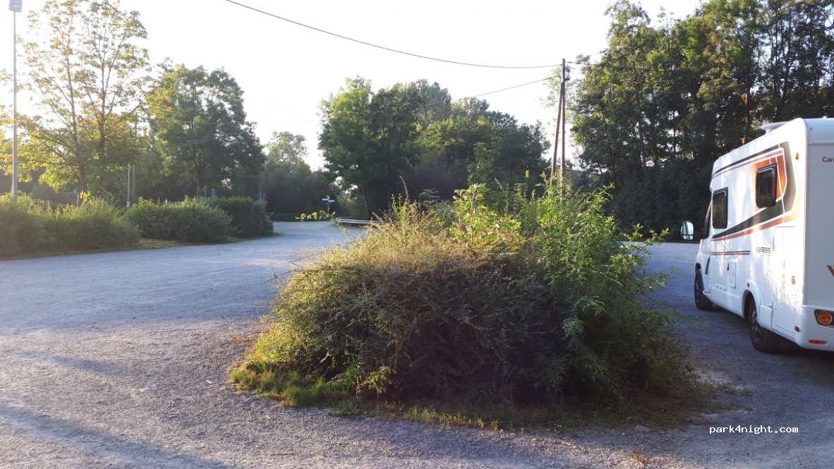 (71706) Markgröningen - 2 Tammer Straße / Leudelsbach — foto 3