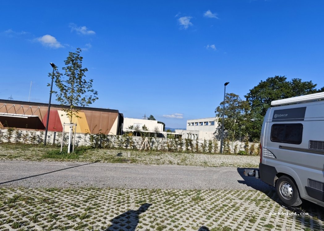 (8127) Maur - Karoweg — foto 2