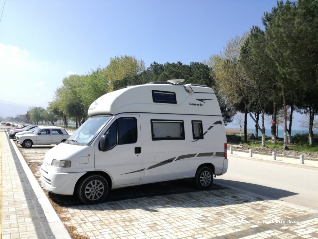 (16860) İznik - Göl Sahil Yolu — foto