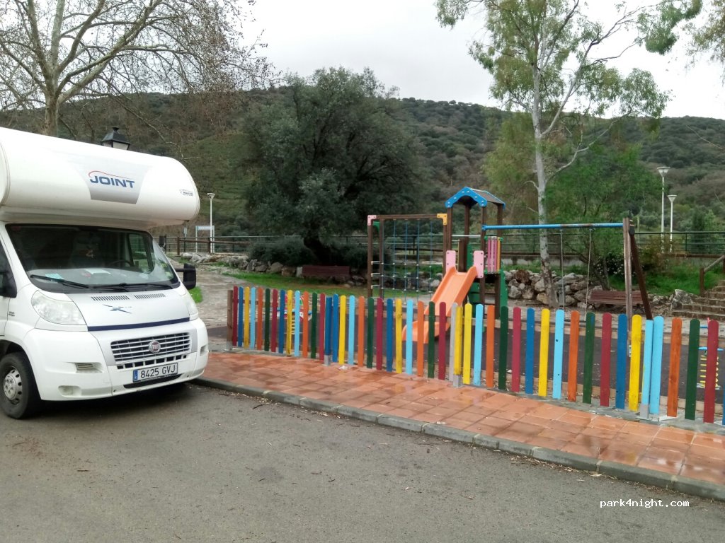 (29370) Benaoján - 64 Avenida Acceso de la Estacion — foto 2