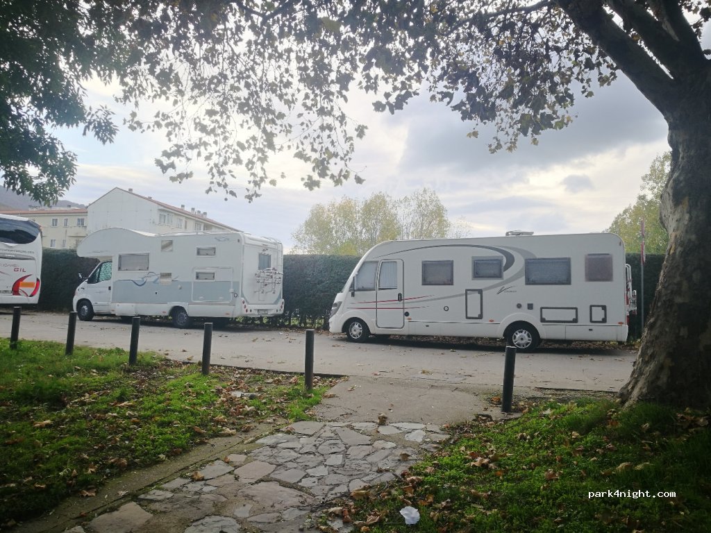 (10700) Hervás - 22 Paseo Extremadura — foto 3