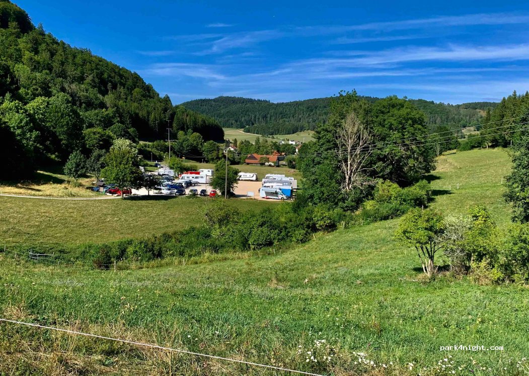 Wohnmobilstellplatz am Stausee — foto 2