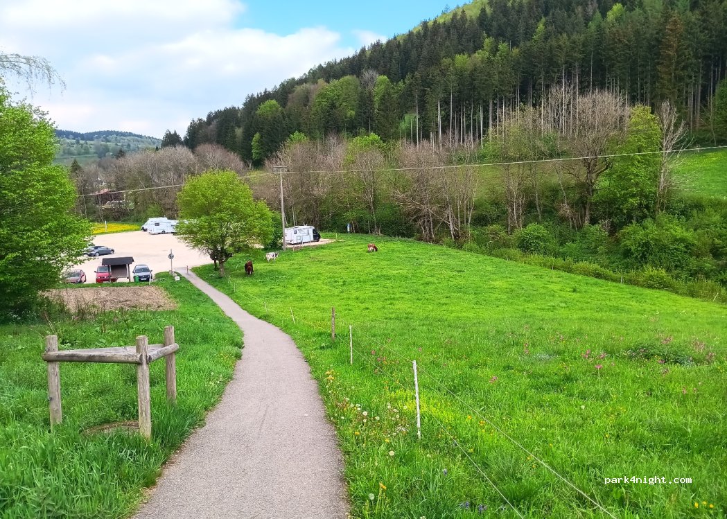 Wohnmobilstellplatz am Stausee — foto 3