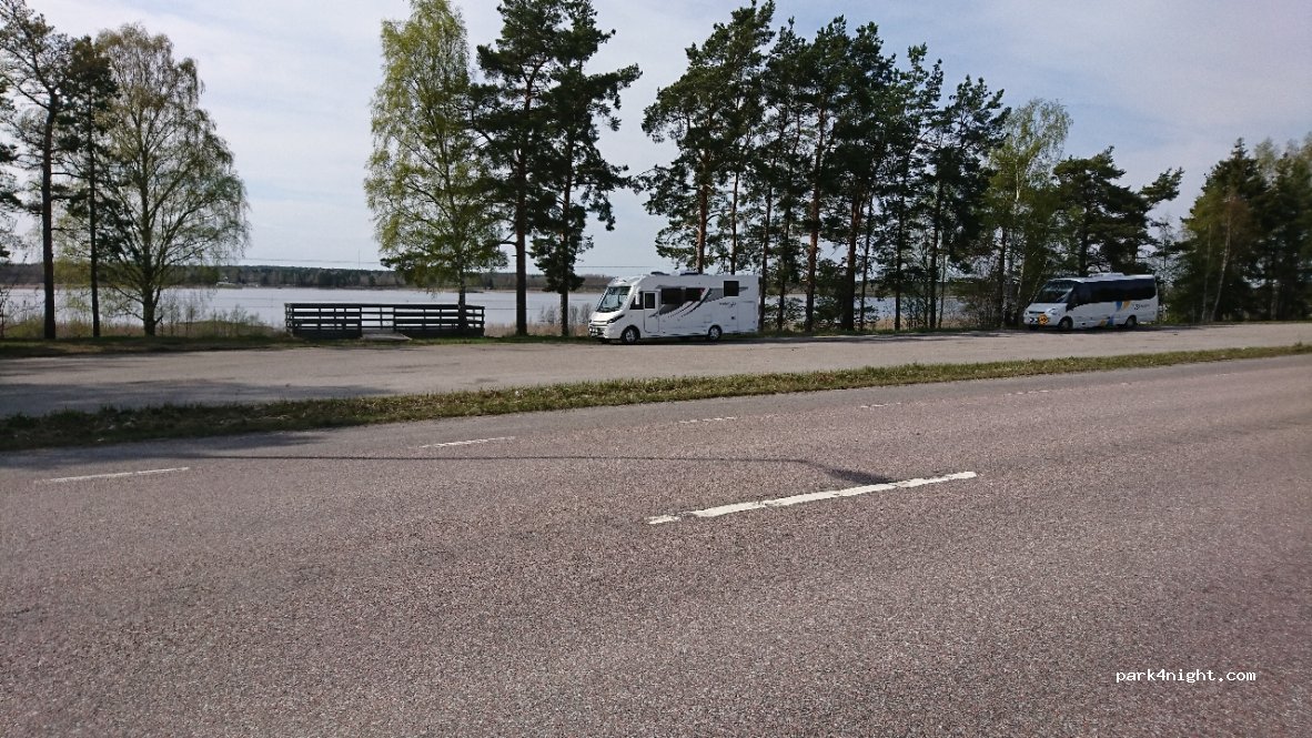 (805 97) Björke - 31 Björkevägen — foto 3