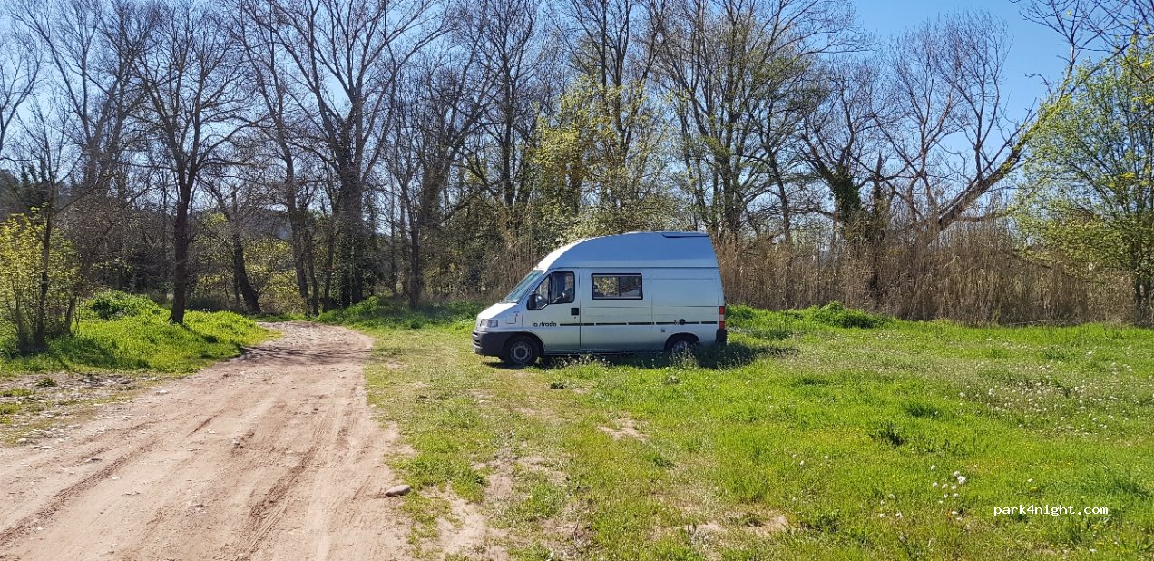 (83390) Pierrefeu-du-Var - 16 Route de Cuers — foto