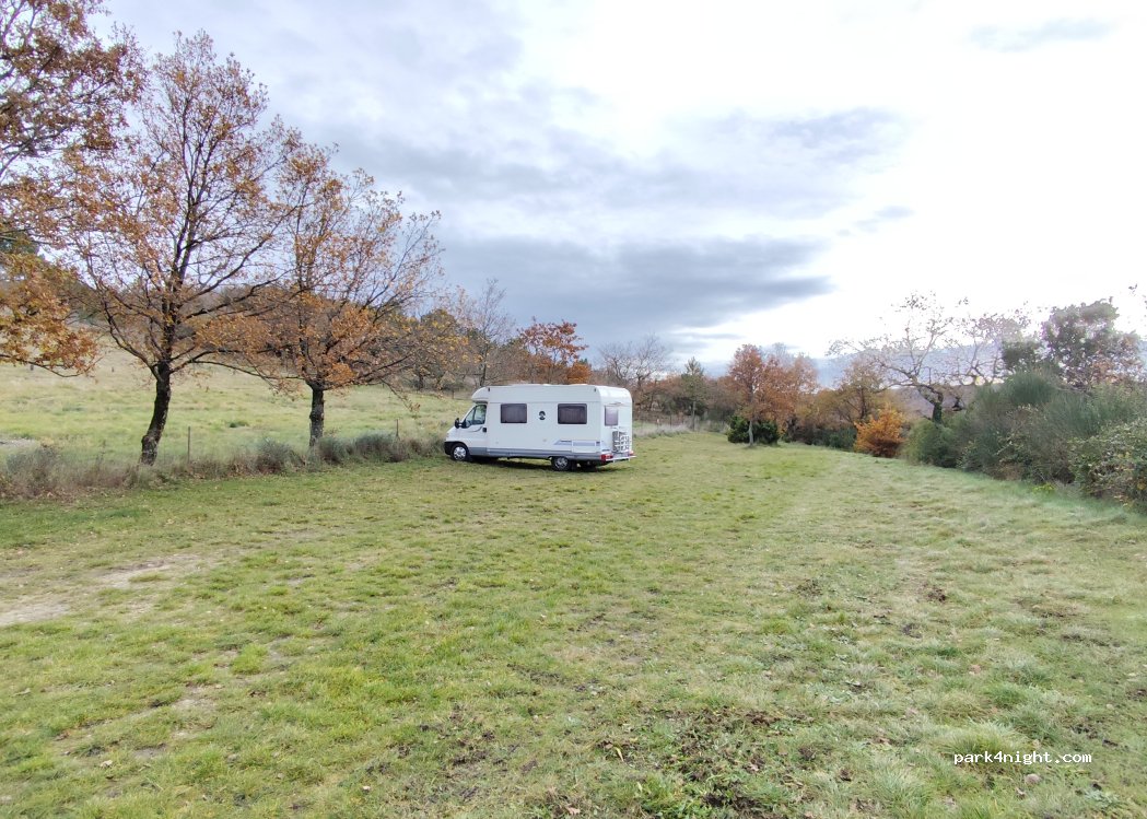 (26160) Rochefort-en-Valdaine - Le Vieux Cimetière — foto 4