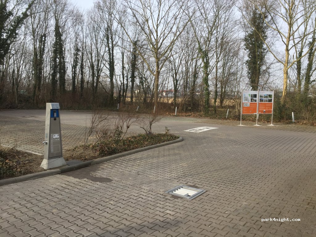(68623) Lampertheim - Rheinstraße 90 — foto