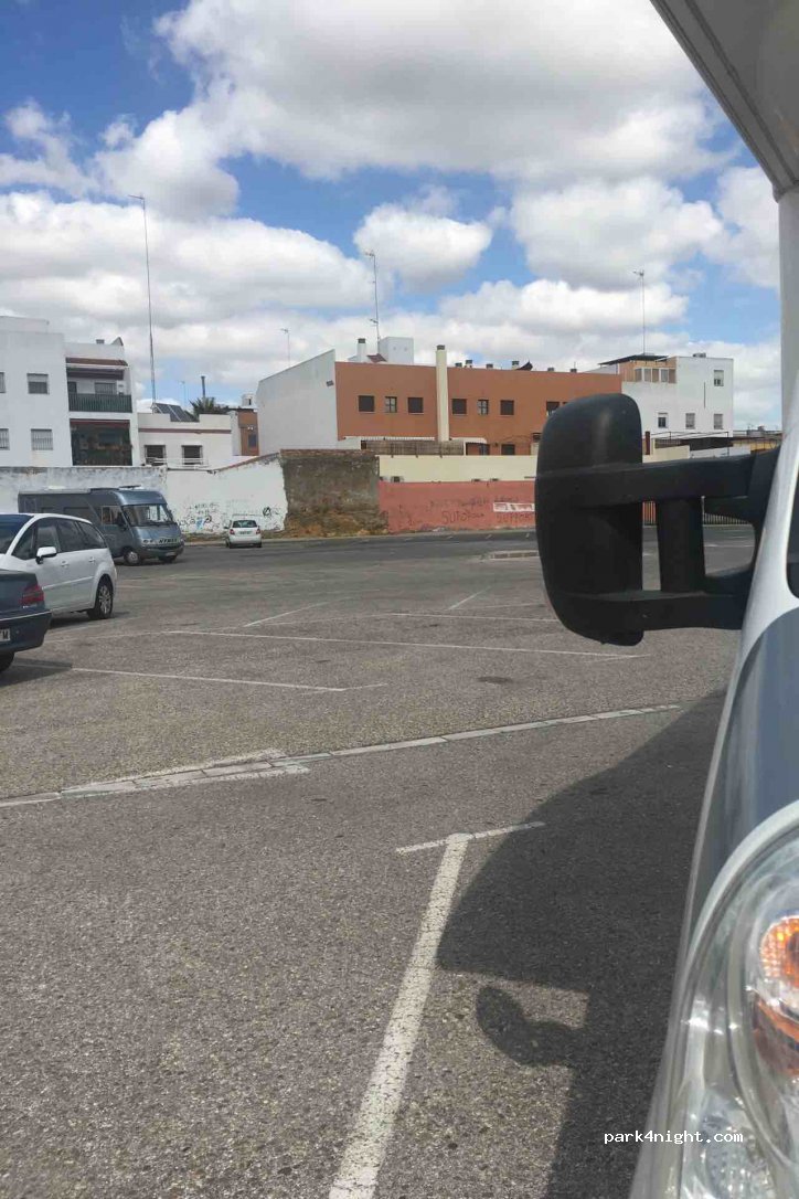 (41500) Alcalá de Guadaíra - 2 Calle Molino de Cajul — foto 2