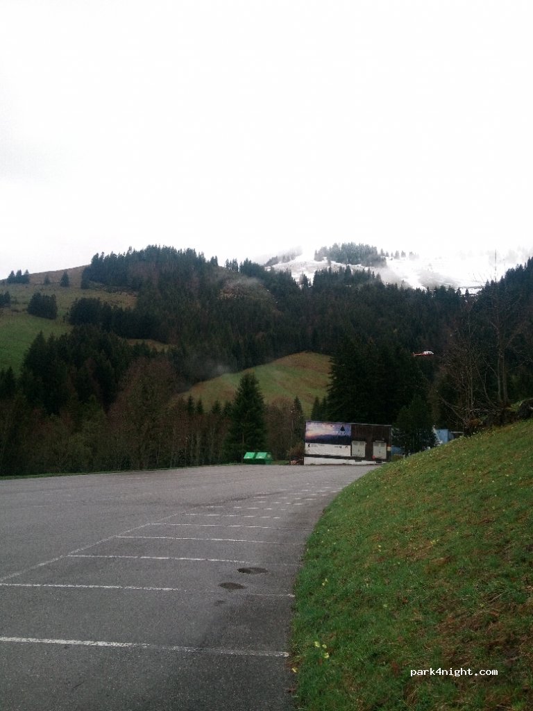(1663) Gruyères - 228 Route de Moléson — foto 2