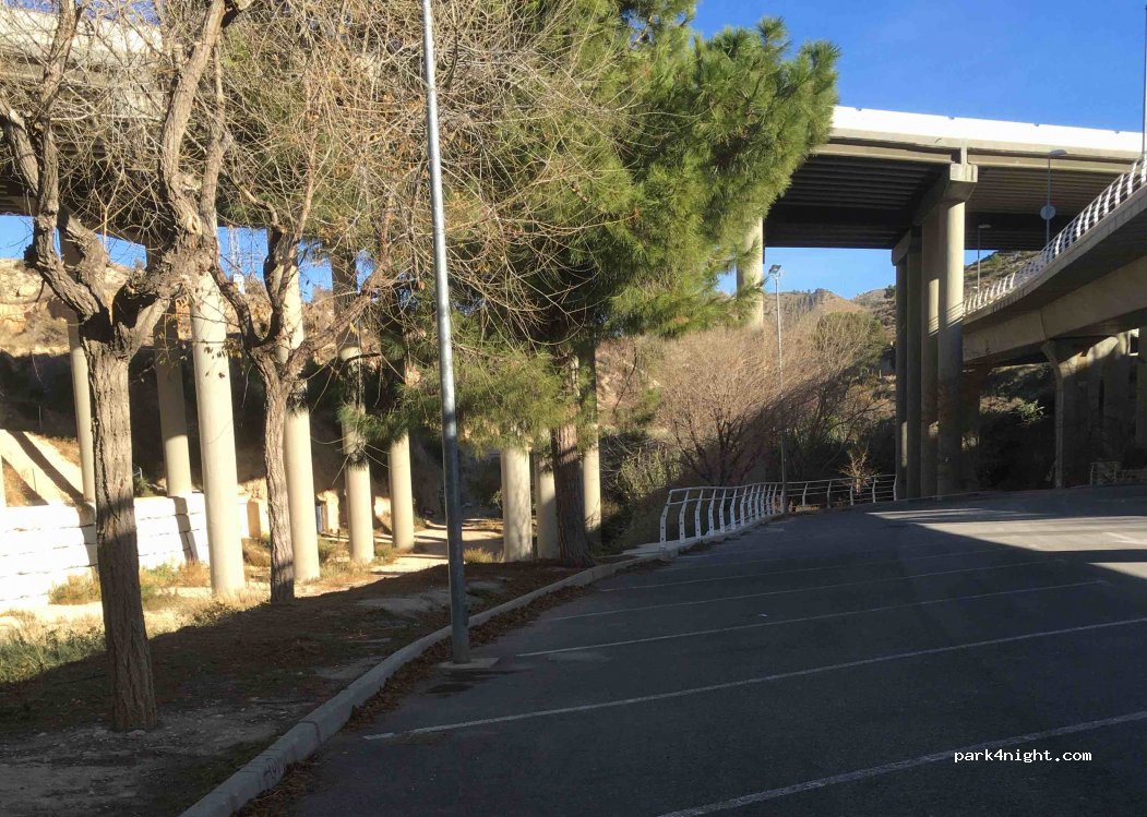(03610) Petrer - 28 Carrer la Font — foto
