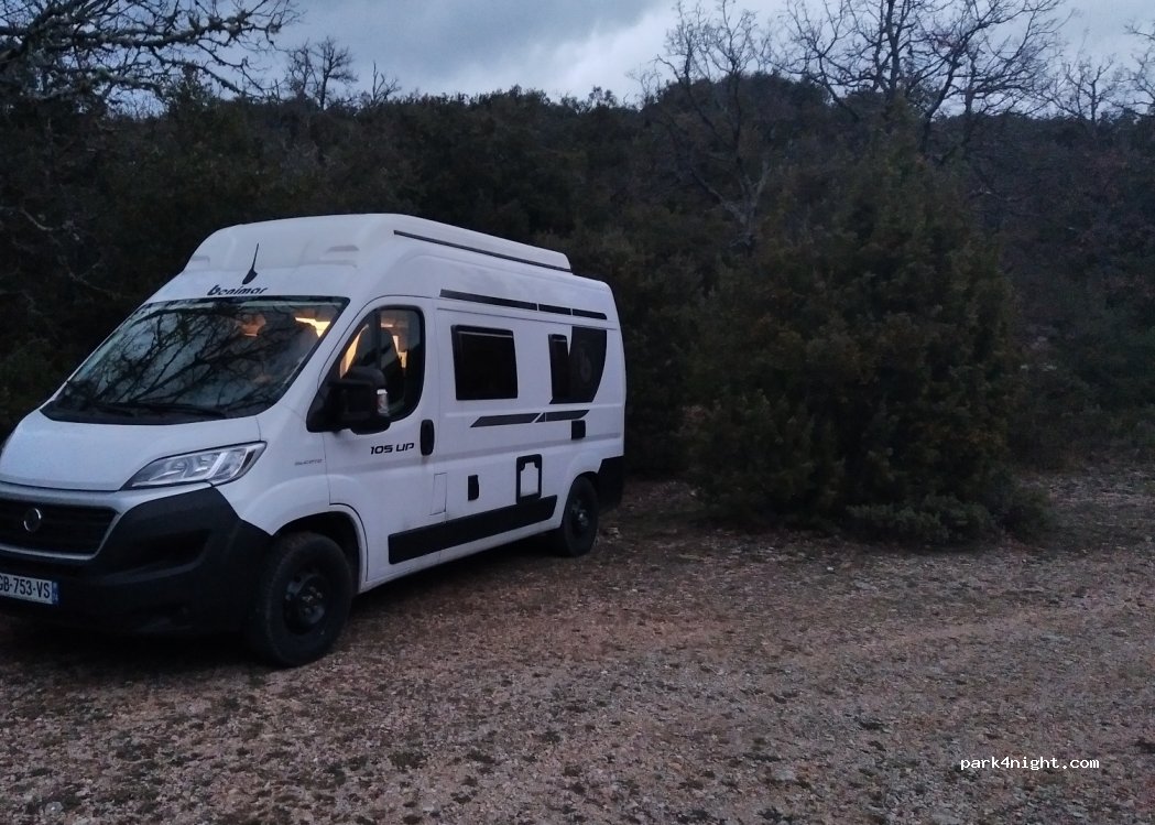 (13126) Vauvenargues - D10 — foto