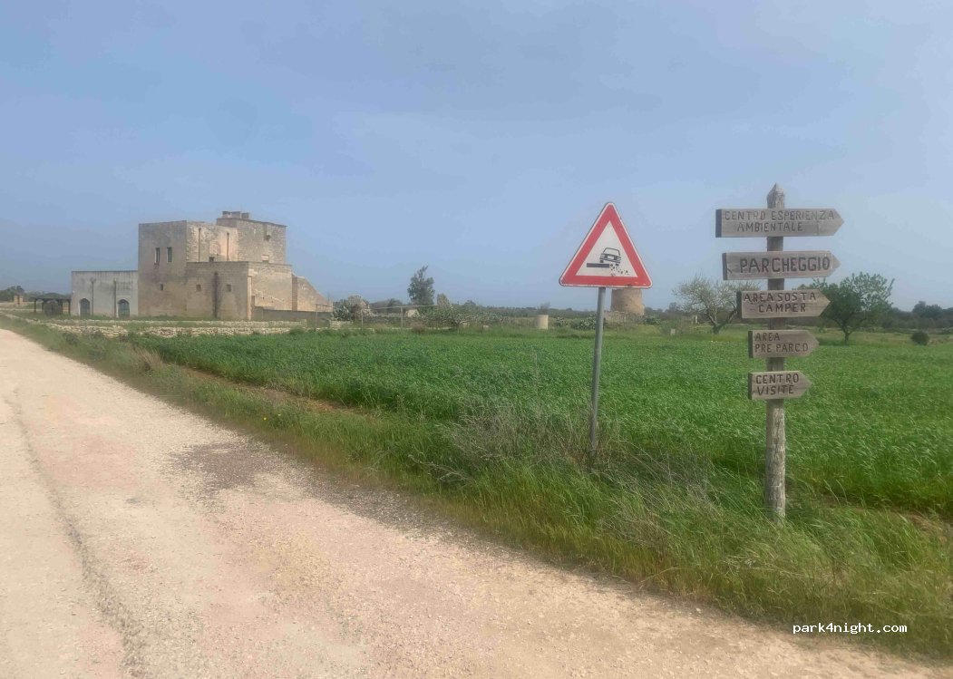 (73100) Lecce - Unnamed Road — foto 3